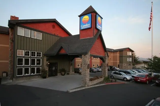 Comfort Inn & Suites by Seaside Convention Center