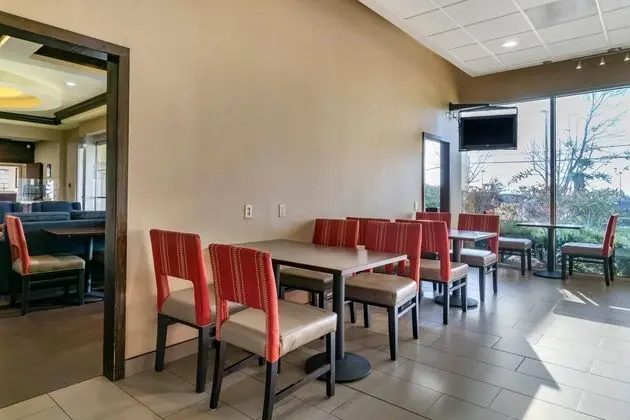 Comfort Inn & Suites Seattle - Kahvaltı