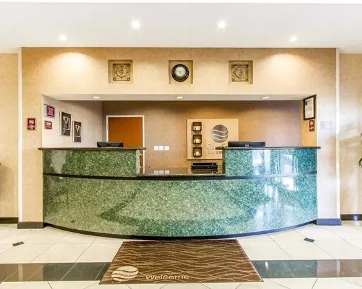 Comfort Inn And Suites Shawnee