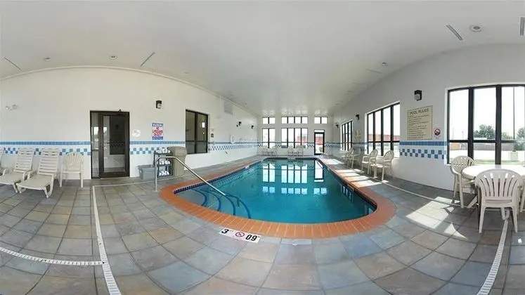 Comfort Inn & Suites