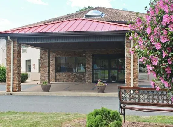 Comfort Inn & Suites Springfield - Dış Mekan