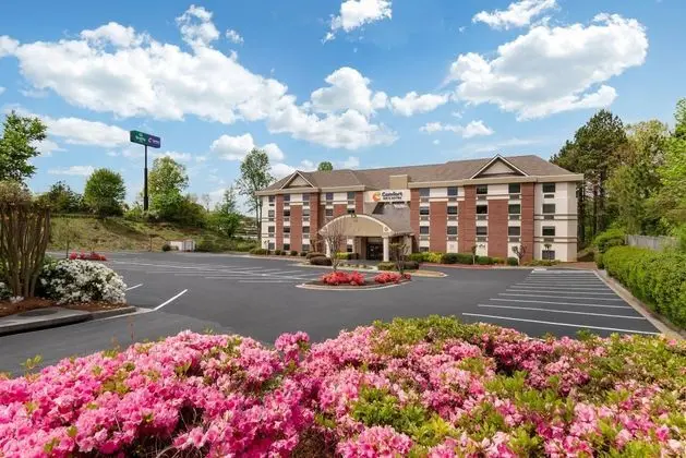 Comfort Inn & Suites Suwanee - Sugarloaf - Dış Mekan