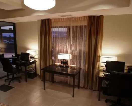 Comfort Inn & Suites