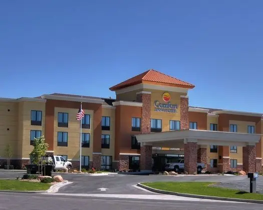 Comfort Inn & Suites