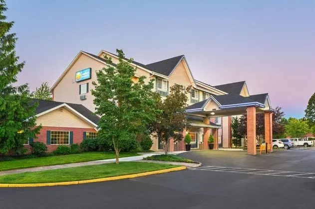 Comfort Inn & Suites Tualatin - Portland South