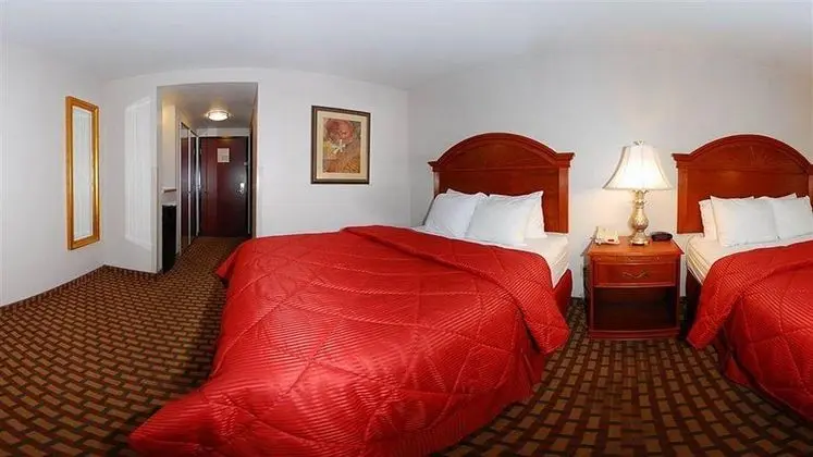 Comfort Inn & Suites At Vance Jackson