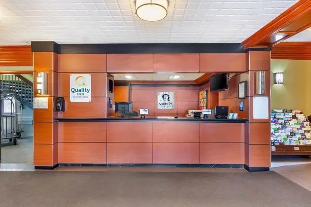 Comfort Inn Toronto Airport Mississauga - Lobi