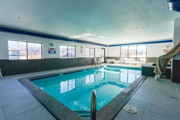 Comfort Inn Vail Valley - Havuz