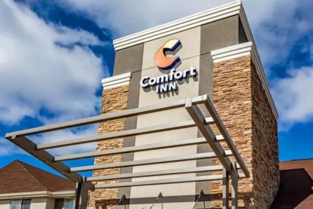 COMFORT INN