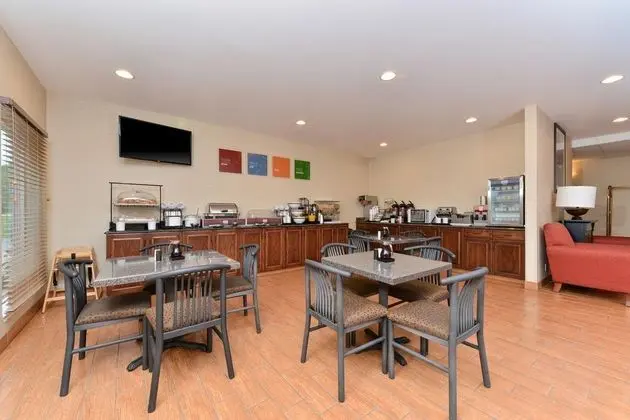 Comfort Inn Willow Springs