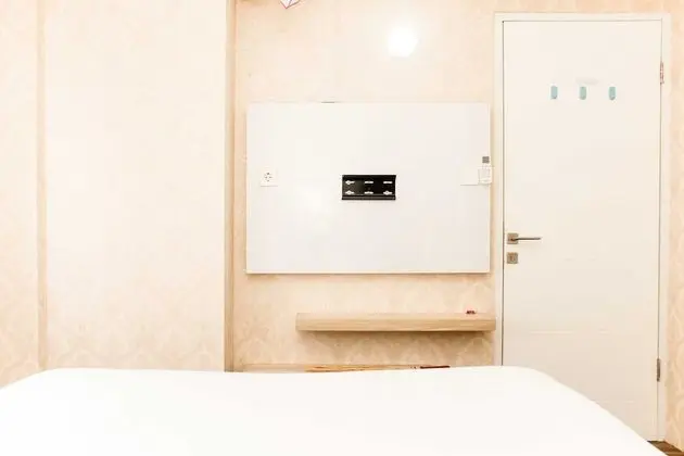 Comfort Living 1Br At Grand Sentraland Karawang Apartment - Oda