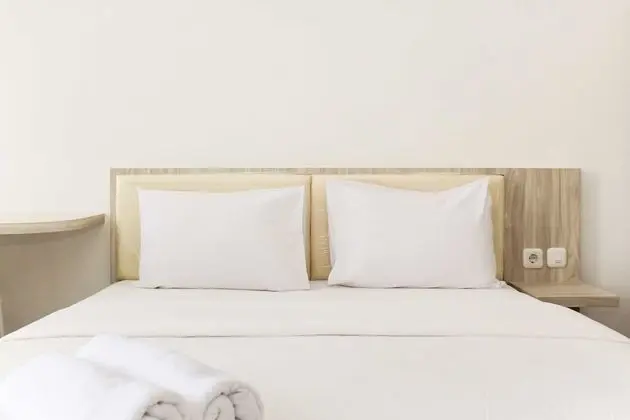 Comfort Living Studio Room At Riverview Jababeka Apartment - İç Mekan