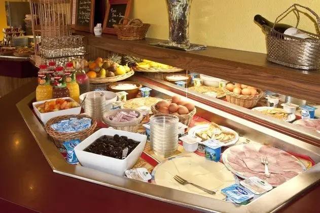 Comfort Hotel Macon Sud