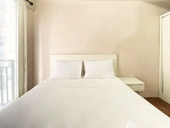 Comfort Minimalist Studio At 3Rd Floor Grand Asia Afrika Apartment