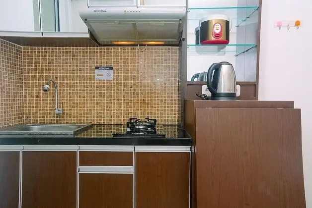 Comfort and Minimalist Studio Bassura City Apartment - Mutfak