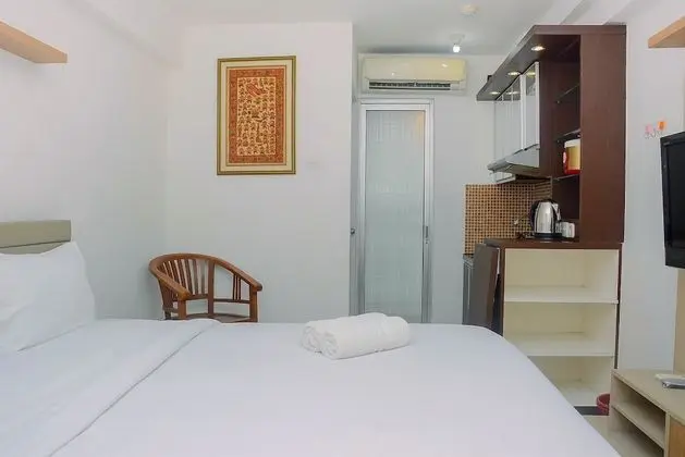 Comfort and Minimalist Studio Bassura City Apartment - Oda