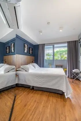 Comfort Pool gym Just Meters From the Subway