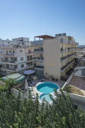 Comfort Hotel - Dış Mekan
