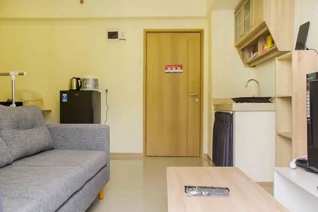 Comfort And Serene 2Br At Meikarta Apartment - İç Mekan
