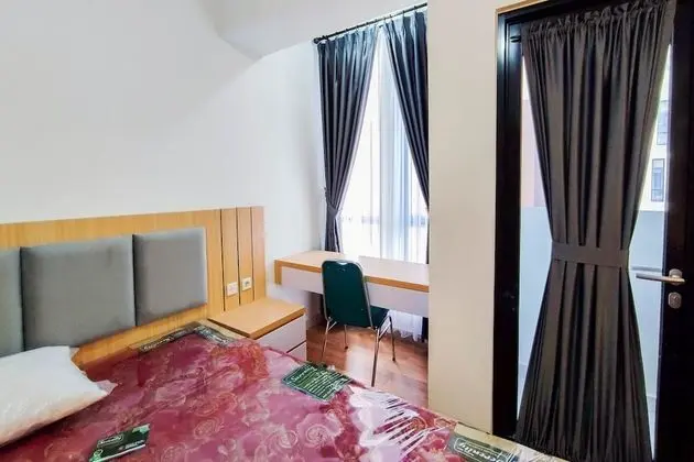 Comfort And Simply 1Br At The Alton Apartment - Oda
