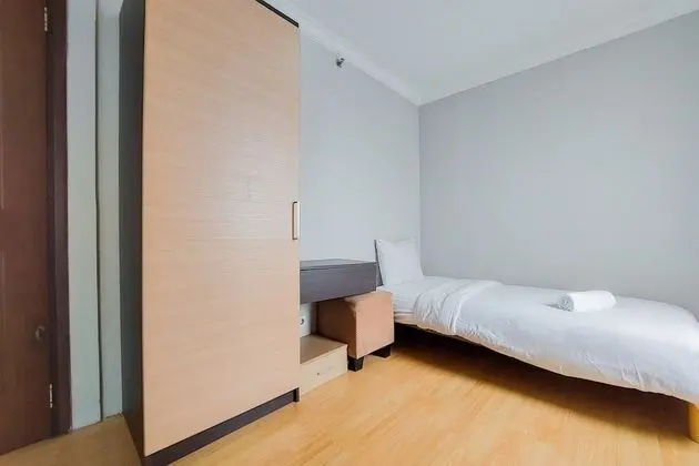 Comfort And Simply Look 2Br At Great Western Apartment