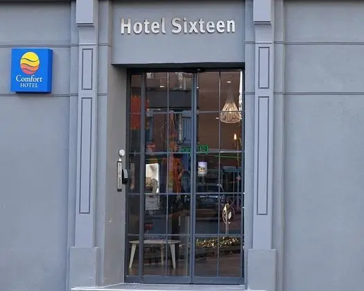Comfort Hotel Sixteen Paris Montrouge