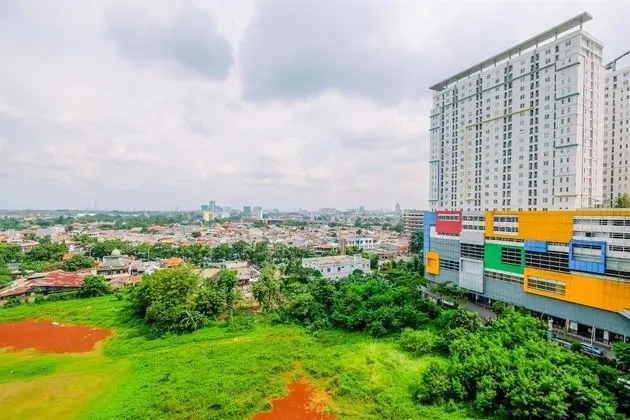 Comfort And Spacious 2Br At Bassura City Apartment