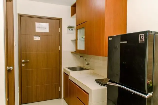 Comfort Studio At Bandara City Apartment - Mutfak