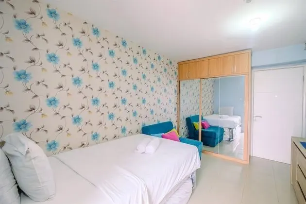Comfort Studio at Bassura City Apartment - Oda