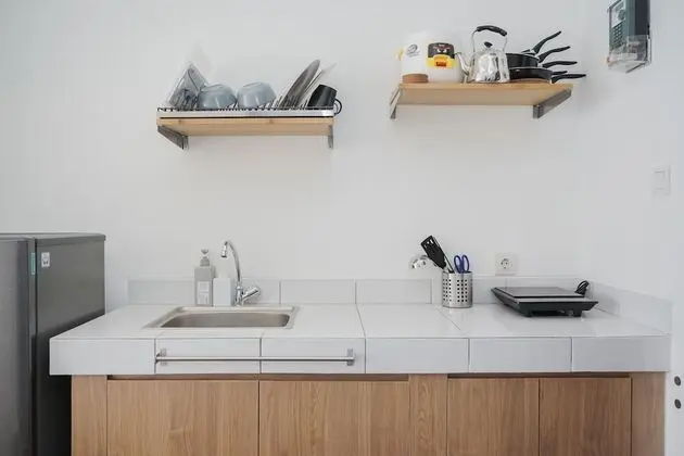 Comfort Studio at Casa De Parco Apartment - Mutfak