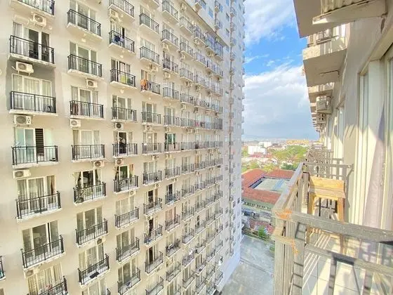 Comfort Studio With City View At Grand Asia Afrika Apartment