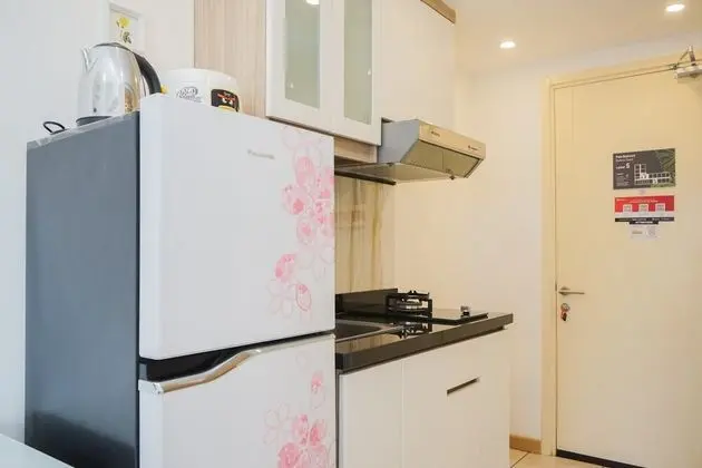 Comfort Studio At M-Town Residence Apartment - Mutfak