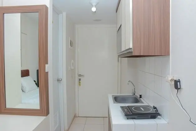 Comfort Studio At Springlake Summarecon Apartment - Mutfak