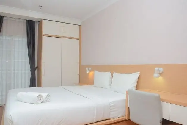 Comfort and Stylish Studio Signature Park Tebet Apartment - Oda