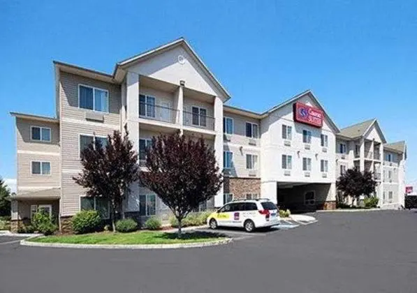 Comfort Suites Airport Redmond