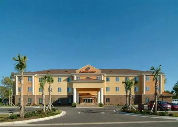 Comfort Suites Alexandria Airport 