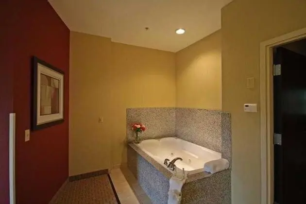 Comfort Suites Biloxi - Ocean Springs