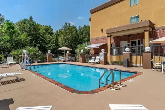 Comfort Suites Biloxi - Ocean Springs - Havuz