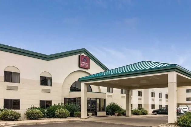 Comfort Suites