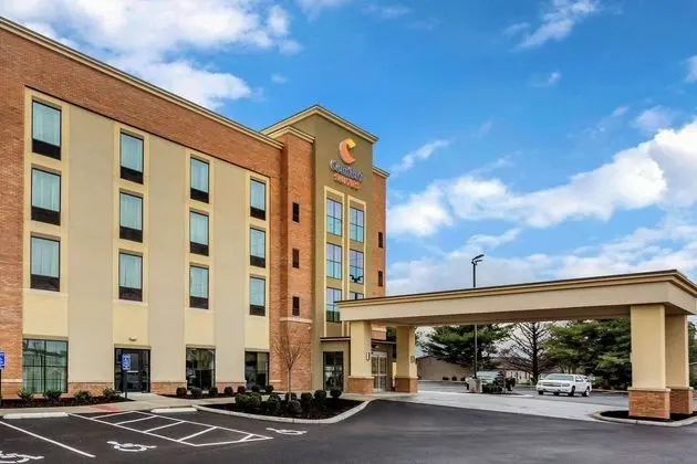 Comfort Suites - Dış Mekan