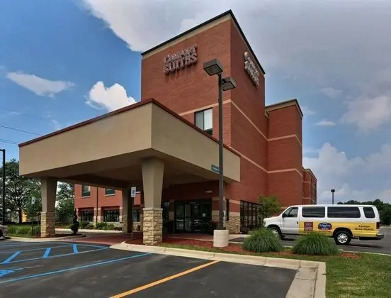 Comfort Suites Canton Detroit
