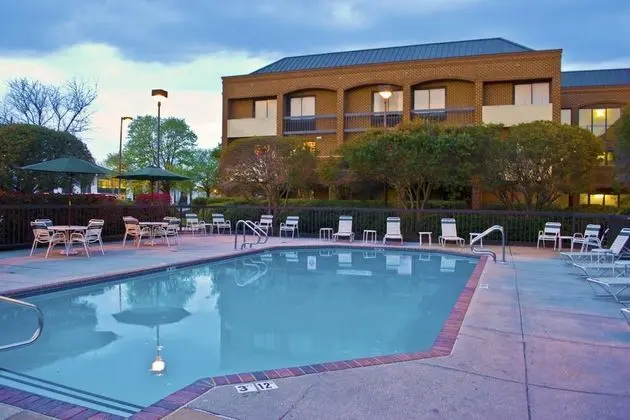Comfort Suites (Chesapeake)