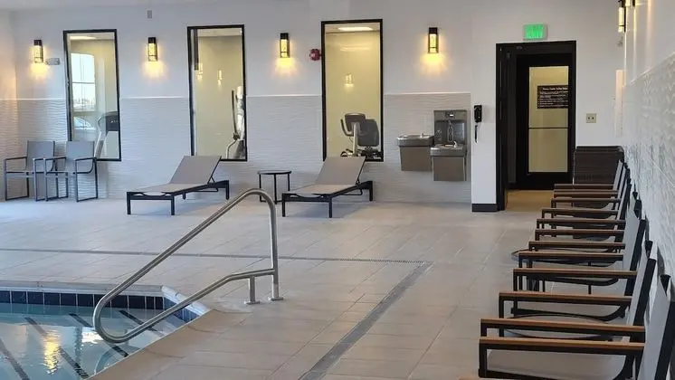 Comfort Suites - Havuz