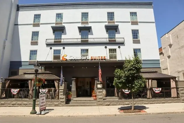 Comfort Suites Downtown Carlisle - Dış Mekan