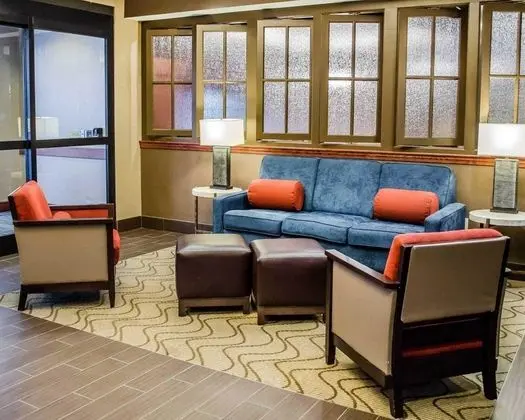 Comfort Suites Downtown Carlisle - Lobi