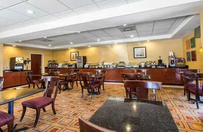 Comfort Suites Forsyth