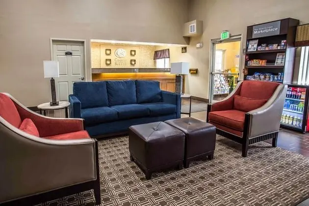 Comfort Suites Fort Collins Area