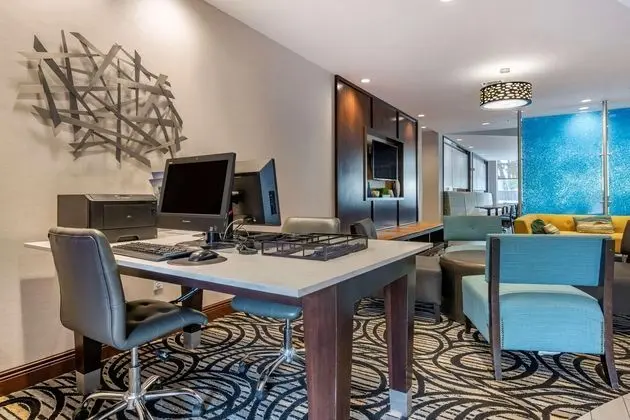 Comfort Suites Fort Lauderdale Airport South & Cru - İş / Konferans