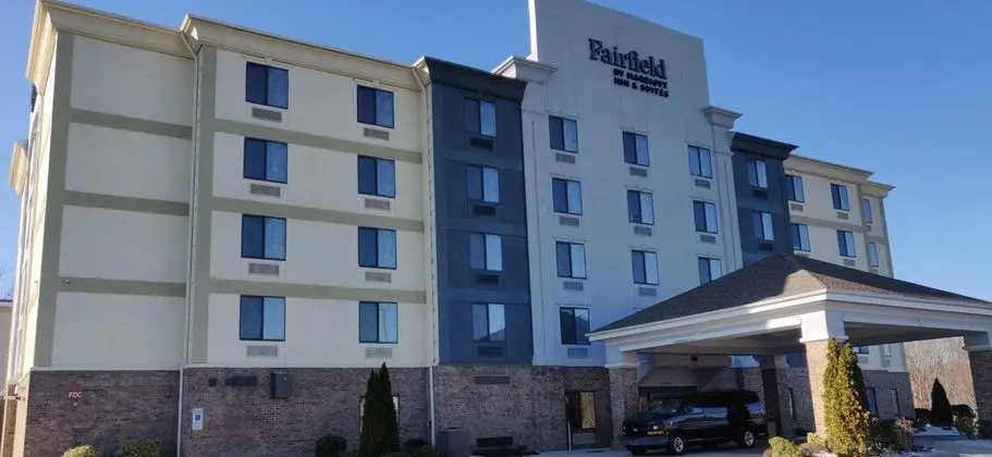 Comfort Suites Four Seasons - Dış Mekan