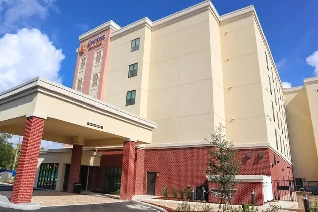 Comfort Suites Gainesville near University - Dış Mekan